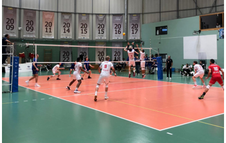Les Pros s'imposent en cinq sets à Montpellier 