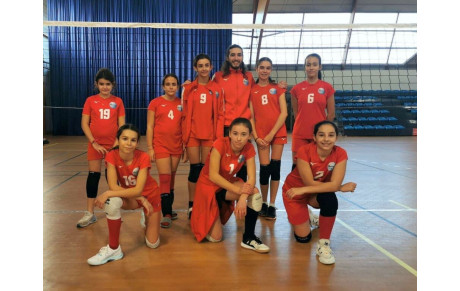 M13 F : trois victoires et une défaite pour nos jeunes à Marignane 